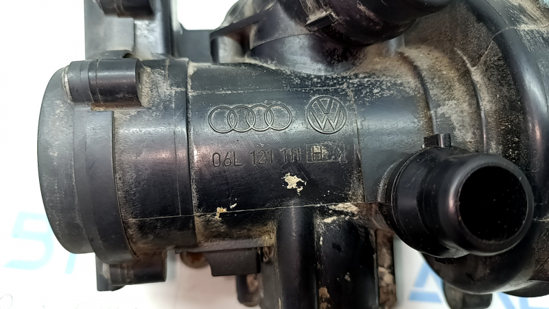 Корпус термостата у зборі Audi A3 8V 15-20 1.8T, 2.0T