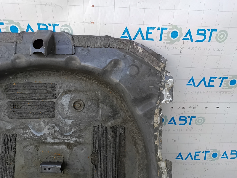Корито багажника Ford Escape MK4 20-26 висвердлено