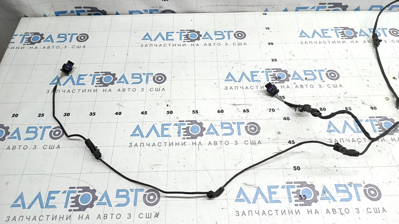 Проводка переднего бампера Audi A4 B9 20-25 под парктроники