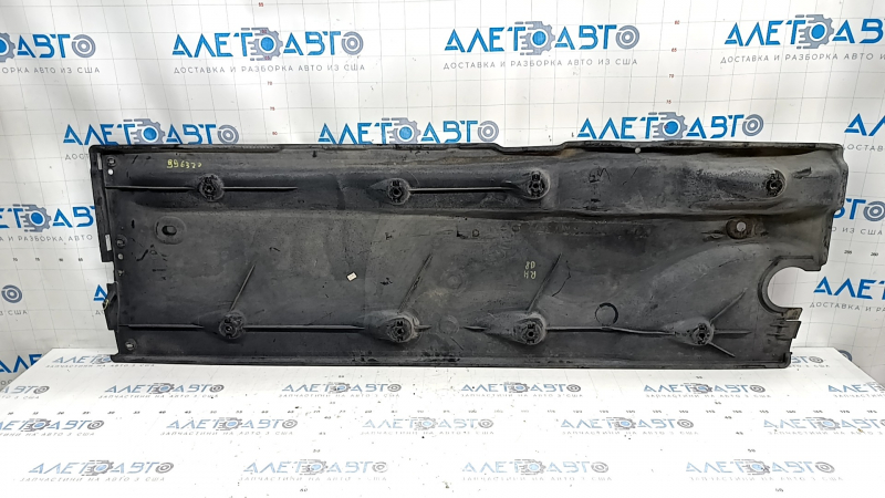 Защита днища правая VW Passat b8 16-19 USA надрывы