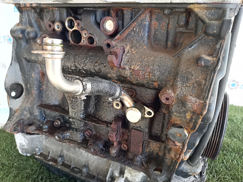 Двигун VW Passat b8 16-19 USA 2.0T TSI DDSA 96к, запустився, компресія 11-11-11-11, іржавий блок