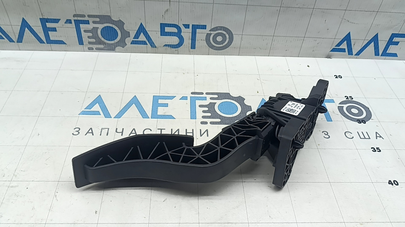 Педаль газа Chevrolet Equinox EV 24-26