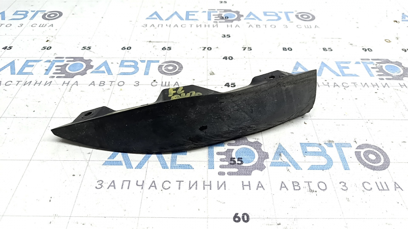 Бризковик переднього бампера лівий Audi A4 B9 17-25 затертий