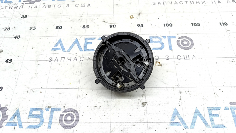 Моторчик бокового левого зеркала Audi A4 B9 17-25 без памяти