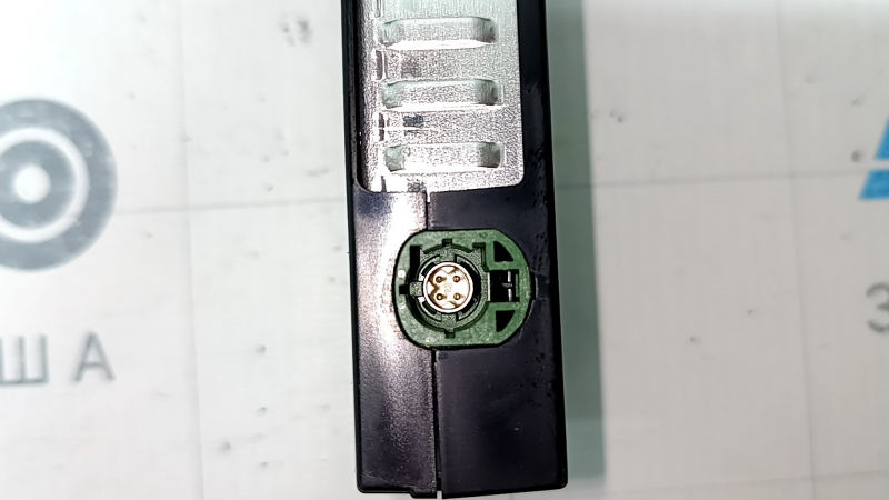 USB Hub Audi Q3 83A 19-25 передний