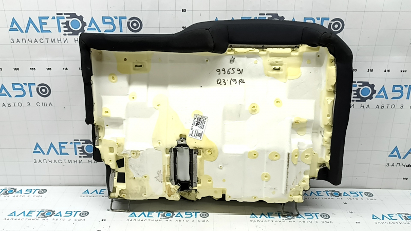 Подушка заднего ряда сидений левая Audi Q3 83A 19-25 кожа черная, серая строчка, примята, царапины