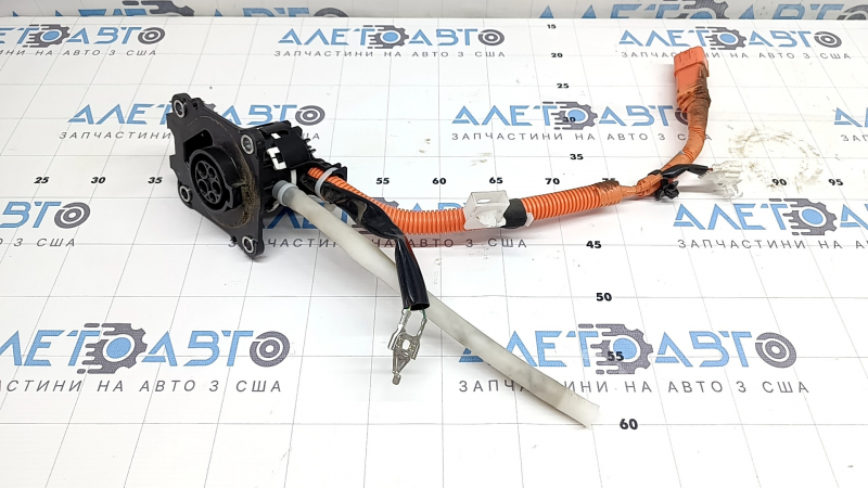 Порт зарядки голий Toyota Prius 50 Prime 17-22 без smart charge