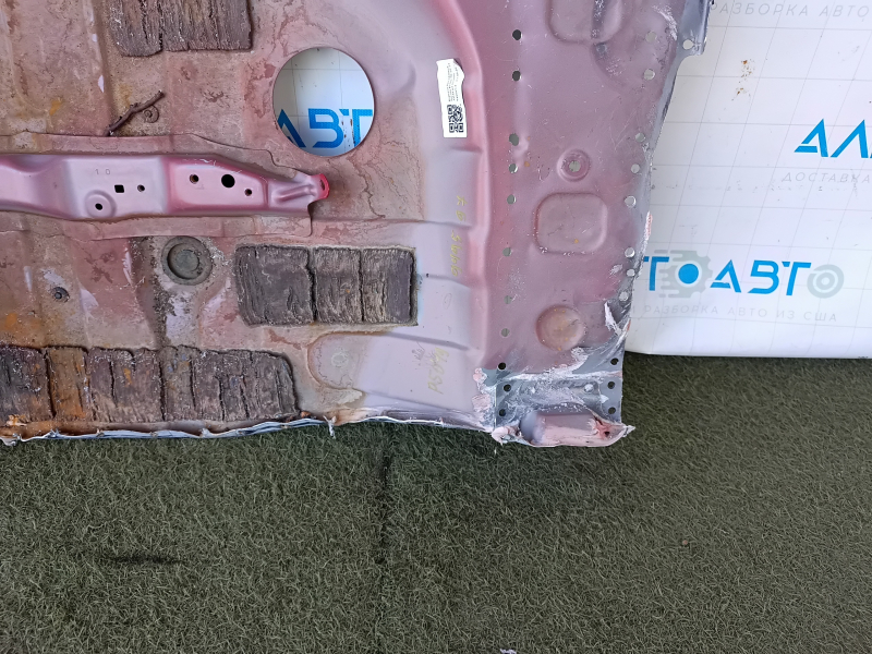 Корито багажника Toyota Prius 50 19-22 AWD висвердлено
