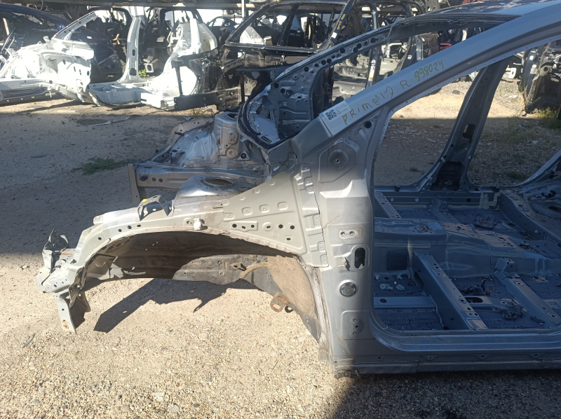 Чверть передня ліва Toyota Prius 50 Prime 17-22 срібло, на кузові
