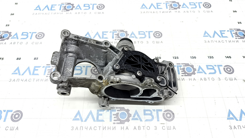 Корпус помпи BMW X7 G07 19-22 3.0T без помпи