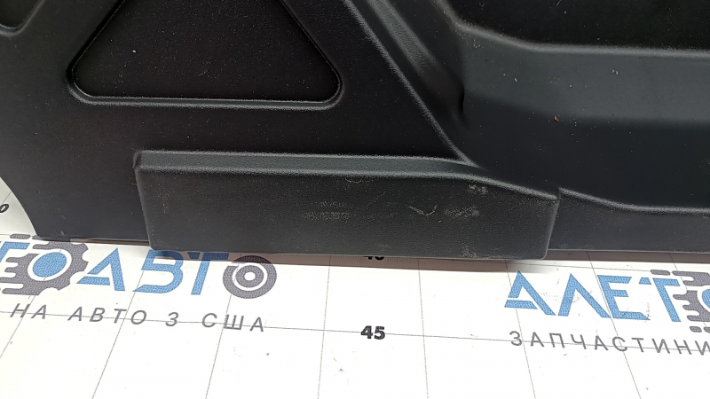 Поддон багажника бокс Toyota Prius 30 10-15 царапины