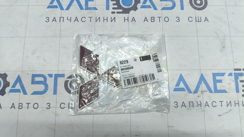 Эмблема решетки радиатора grill Mitsubishi Outlander 14-14 ES, GT, SE