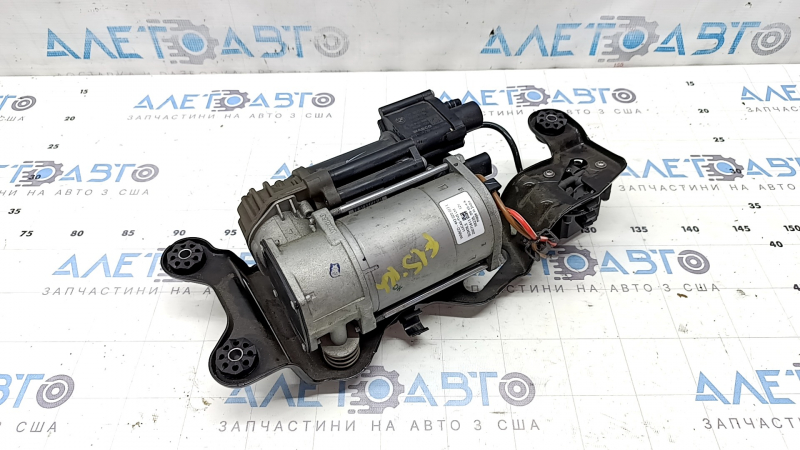 Компрессор пневмоподвески BMW X5 F15 14-18