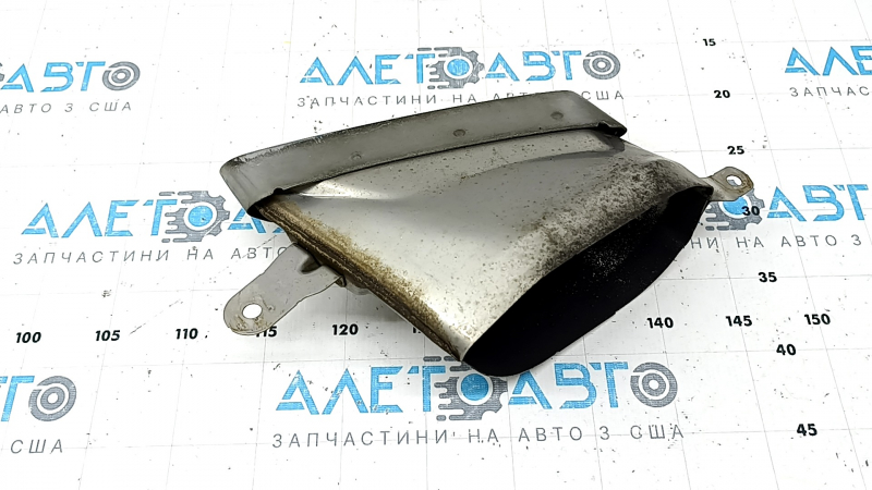 Система выпуска для Audi A6 2012-2018, состояние хорошее без трещин.