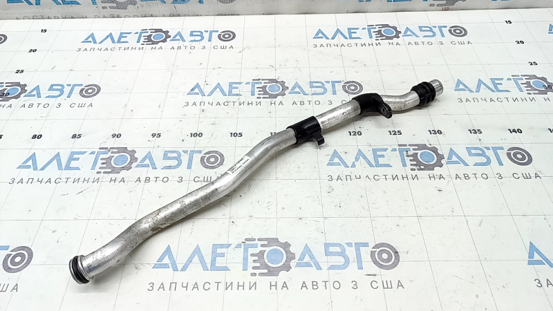 Патрубок системы охлаждения Audi A6 C7 16-18 3.0T