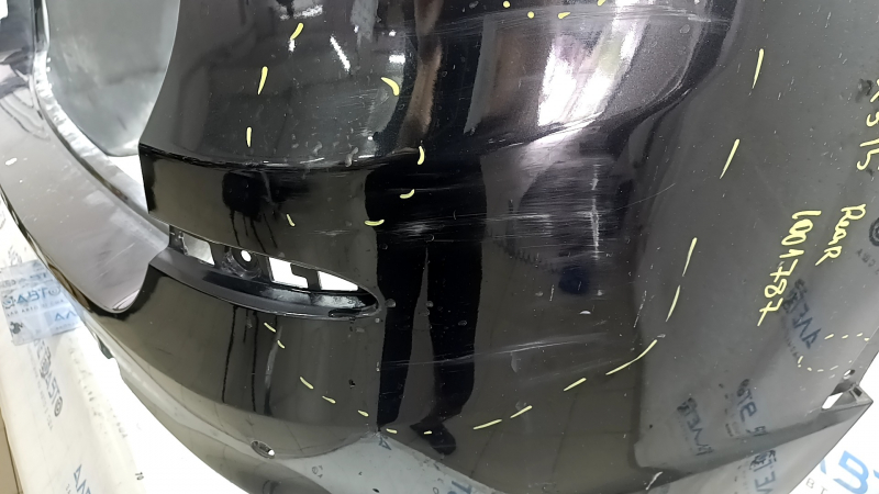 Бампер задний голый BMW X3 F25 11-17 под парктроники, M Sport, черный 475, царапины, надломано крепление, треснуто крепление