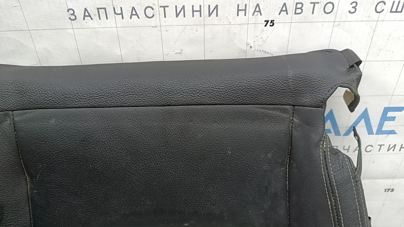 Обшивка подушки пассажирского сиденья BMW X3 F25 11-17 кожа черная с серой строчкой, Sport, с подогревом, под химчистку, царапина