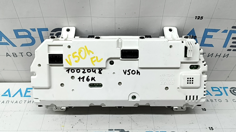 Щиток приладів Toyota Camry v50 12-14 hybrid usa 116к, подряпини