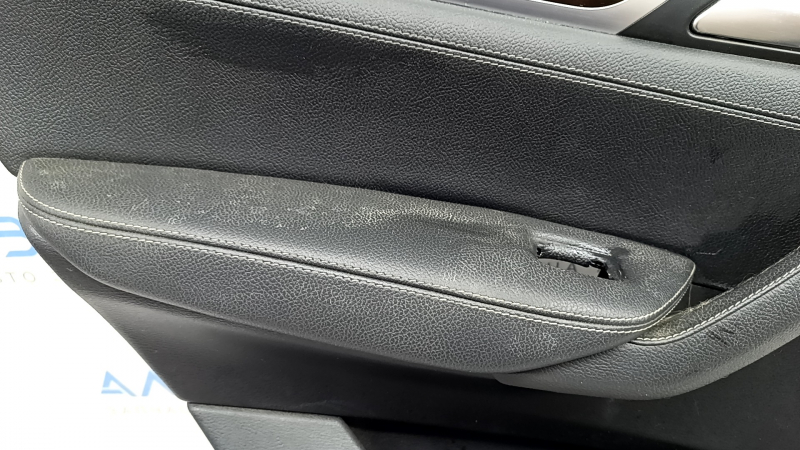 Обшивка двери карточка задняя левая в сборе BMW X3 F25 11-17 кожа черная без шторки, подлокотник кожа черная, вставка кожа черная, молдинг под дерево, царапины, облезла ручка, надрывы, под химчистку