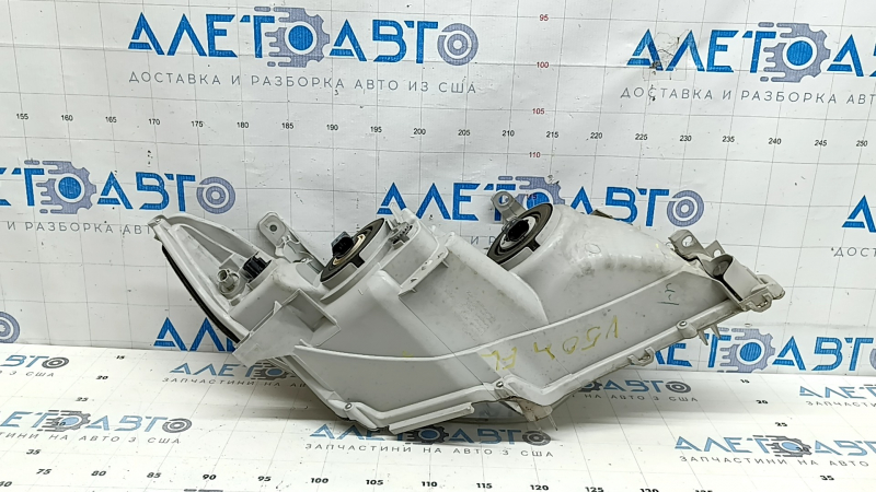 Фара передняя левая Toyota Camry v50 12-14 usa XLE, под полировку, треснут корпус, треснуто стекло