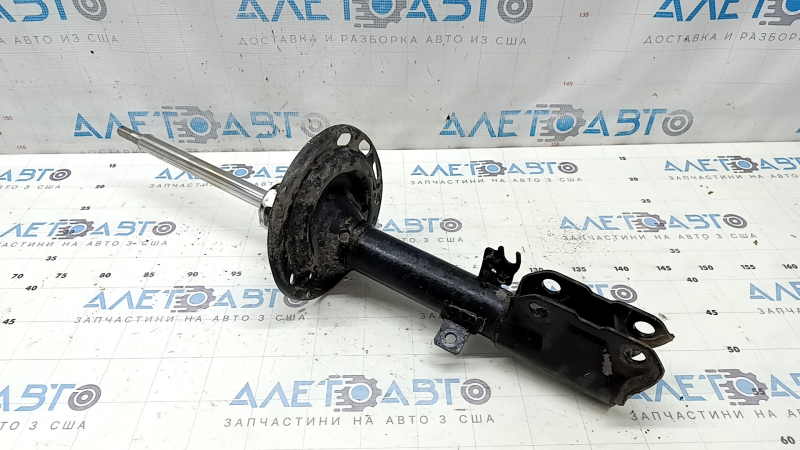 Амортизатор задний правый Toyota Camry v50 13-14 usa LE, XLE