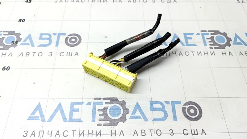Фішка на модуль srs airbag комп'ютер подушок безпеки Toyota Camry v50 12-14 usa