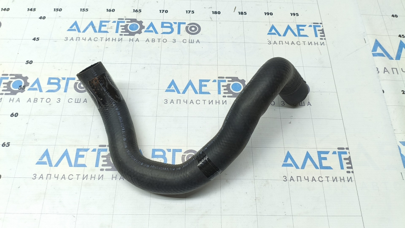 Патрубок охолодження правий Toyota Camry v70 18-24 2.5