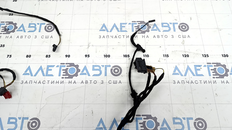 Проводка обшивки двери карточки задняя правая Audi Q8 19-26