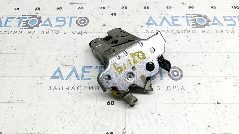 Замок двери багажника Audi Q8 19-26 электро