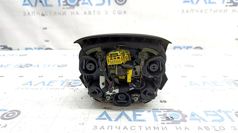 Подушка безопасности airbag в руль водительская Audi Q8 19-26 черная, в копоти