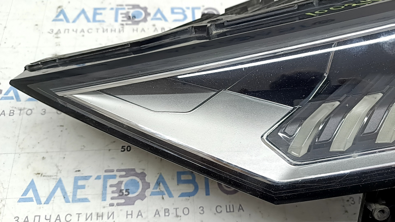 Фара передняя левая в сборе Audi Q8 19-24 LED, Matrix beam, под полировку, царапины
