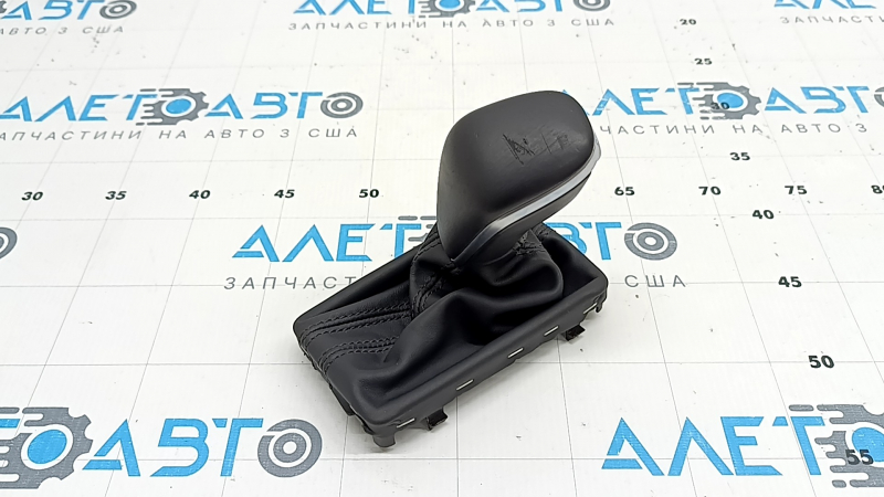 Ручка КПП Audi A6 C7 16-18 рест шкіра чорна, подряпини