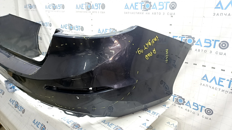 Бампер задний голый Honda Insight 19-22 синий, под парктроники, потерт, прижат, треснут, надломаны крепления