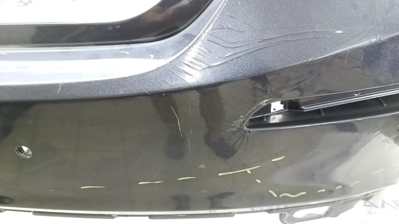 Бампер задний голый Honda Insight 19-22 синий, под парктроники, потерт, прижат, треснут, надломаны крепления