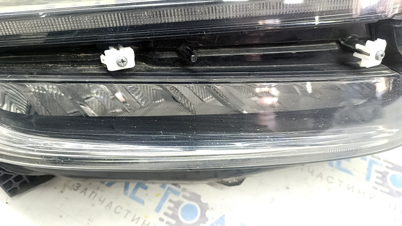 Фара передня права у зборі Honda Insight 19-22 LED, відсутня хром молдинг, під полірування, жовтить LED