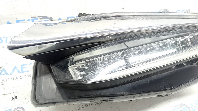 Фара передня ліва в зборі Honda Insight 19-22 LED, під полірування, відколи на хром молдингу, жовтить LED, потерте скло