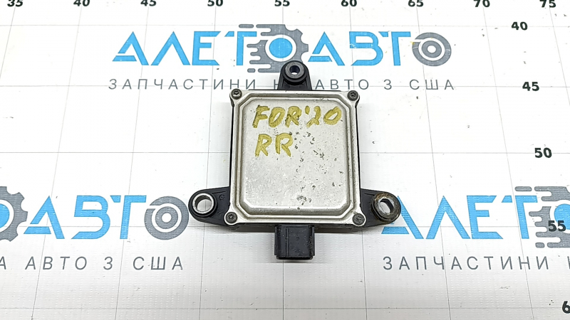 Датчик сліпих зон правий Subaru Forester 19-21 SK