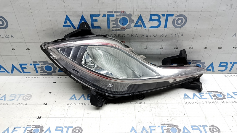 Протитуманна фара птф права Hyundai Sonata 11-15 hybrid, подряпина, пісок