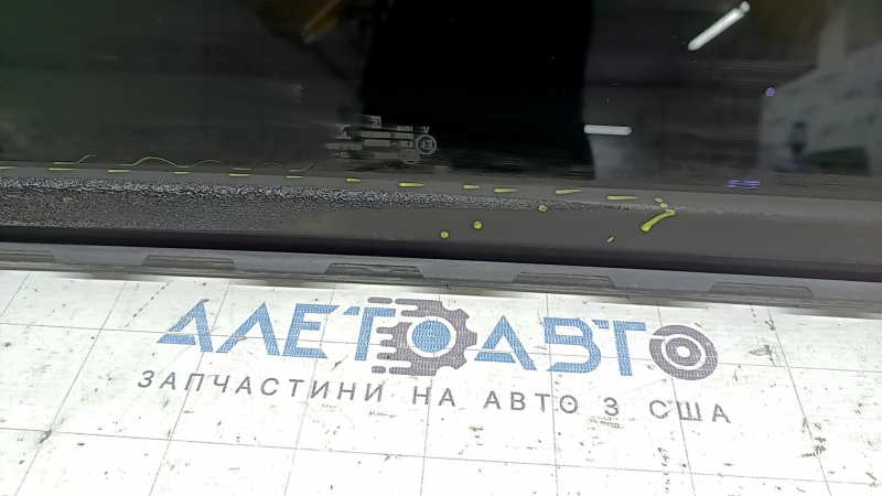 Скло панорами переднє Audi Q8 19-21 оплавлено