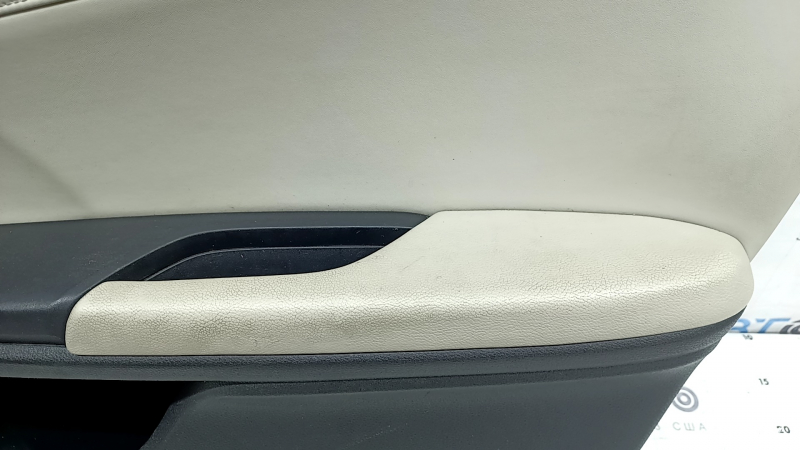 Обшивка двери карточка передняя правая Honda Insight 19-22 черная, серая вставка кожа, подлокотник кожа, с накладкой и управлением стеклоподъемника, под химчистку, тычка