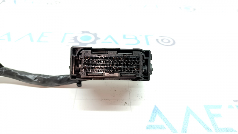 Фишка на блок ECU компьютер двигателя BMW X3 F25 15-17 2.0T большая, черная, 26 пинов