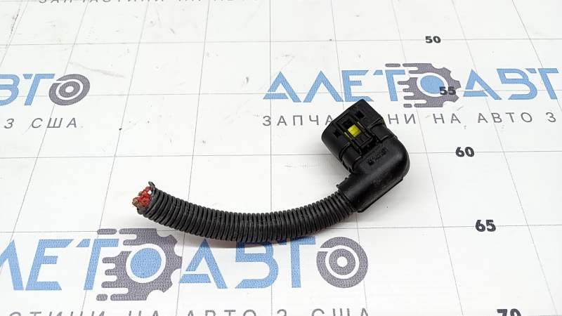 Фишка на блок ECU компьютер двигателя BMW X3 F25 15-17 2.0T малая, желтая, 12 пинов
