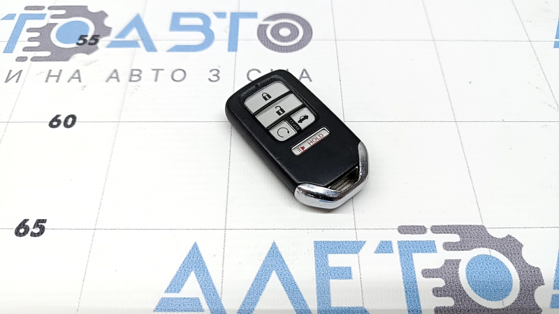 Ключ smart Honda Insight 19-22 5 кнопок, царапины, тычки, трещины