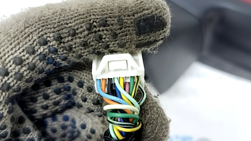 Зеркало боковое левое Subaru Forester 19-24 SK 13 пинов, BSM, подогрев, поворотник, красное, потерто