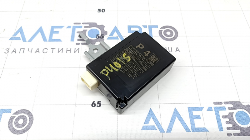 RECEIVER ASSY, ELECTRICAL KEY & TPMS Toyota Prius V 15-16