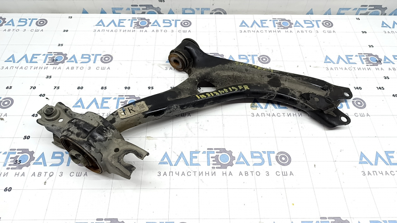 Рычаг нижний передний правый Honda Insight 19-22 порван С/Б