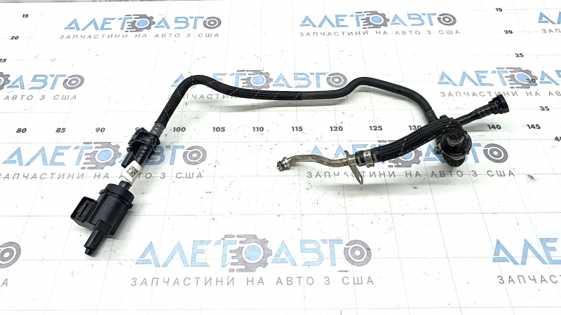 Клапан электромагнитный с трубкой Audi Q8 19-24 3.0T MHEV с датчиком