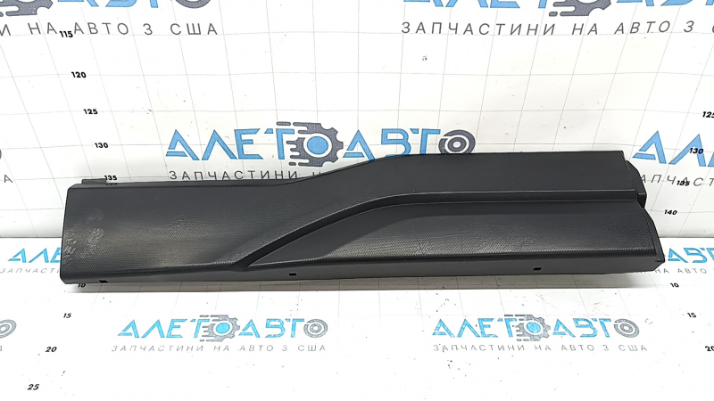 Накладка дверей нижня задня права Subaru Forester 19-24 SK чорна, подряпини