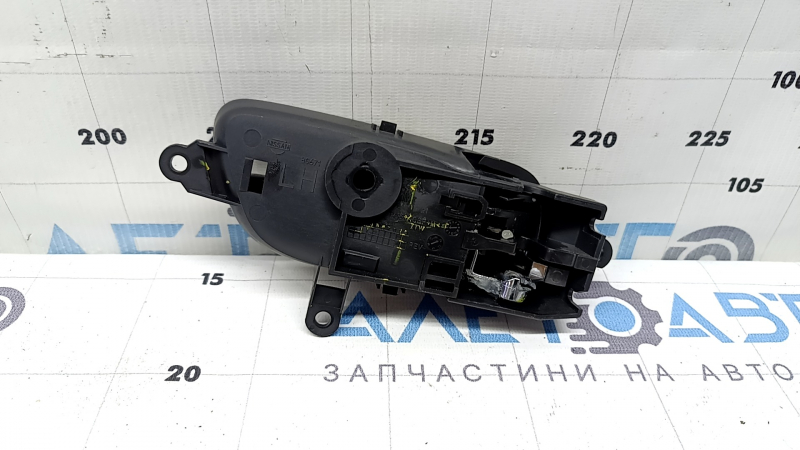 Ручка двери внутренняя задняя левая Nissan Murano z52 15-24 хром