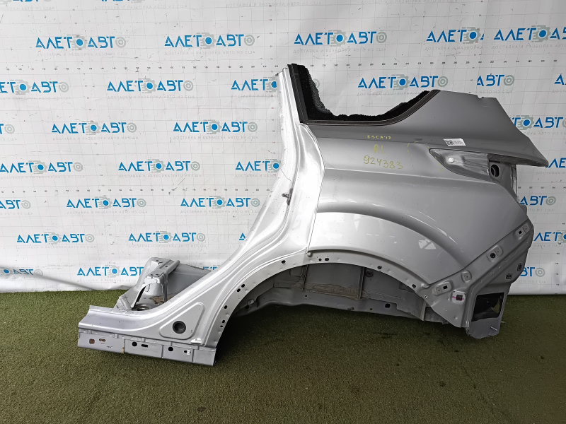 Четверть крыло задняя левая Ford Escape MK3 13-19 отпилена, серебро, вмятина